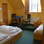 Tonenburg Hotel
