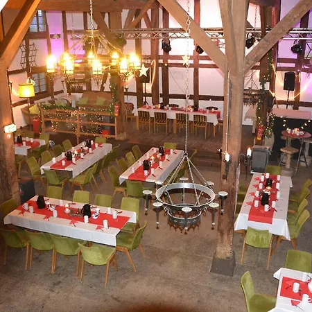 Отель Tonenburg 2*