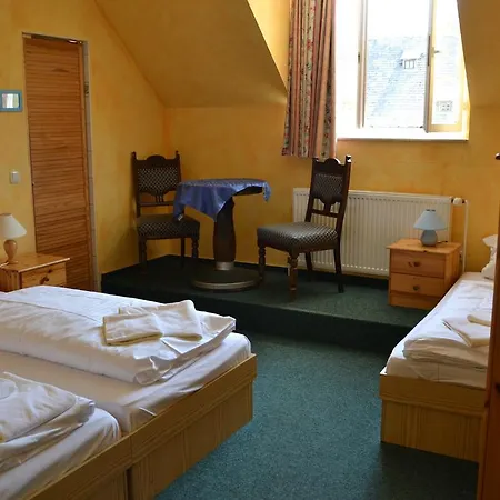 Tonenburg Hotel