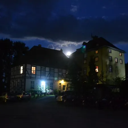 Tonenburg Отель